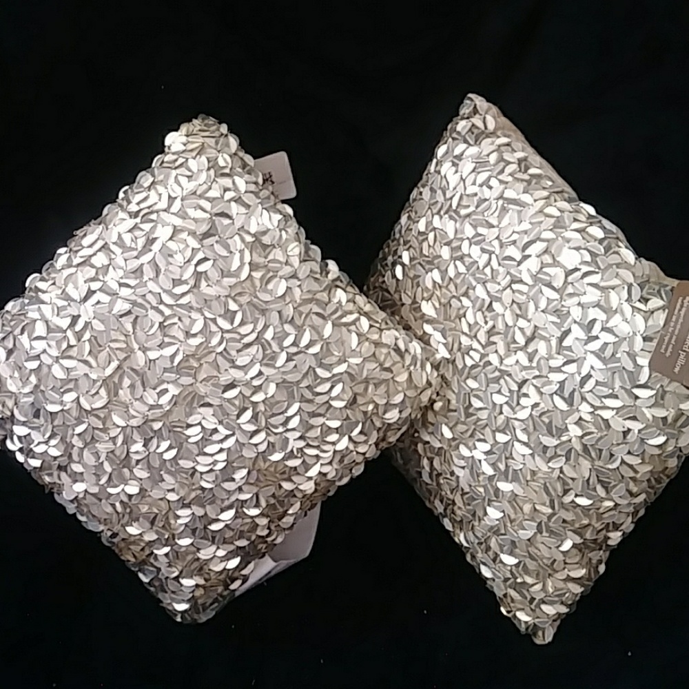 *SOLD*Mermaid Sequin Faux Silk Pillow
